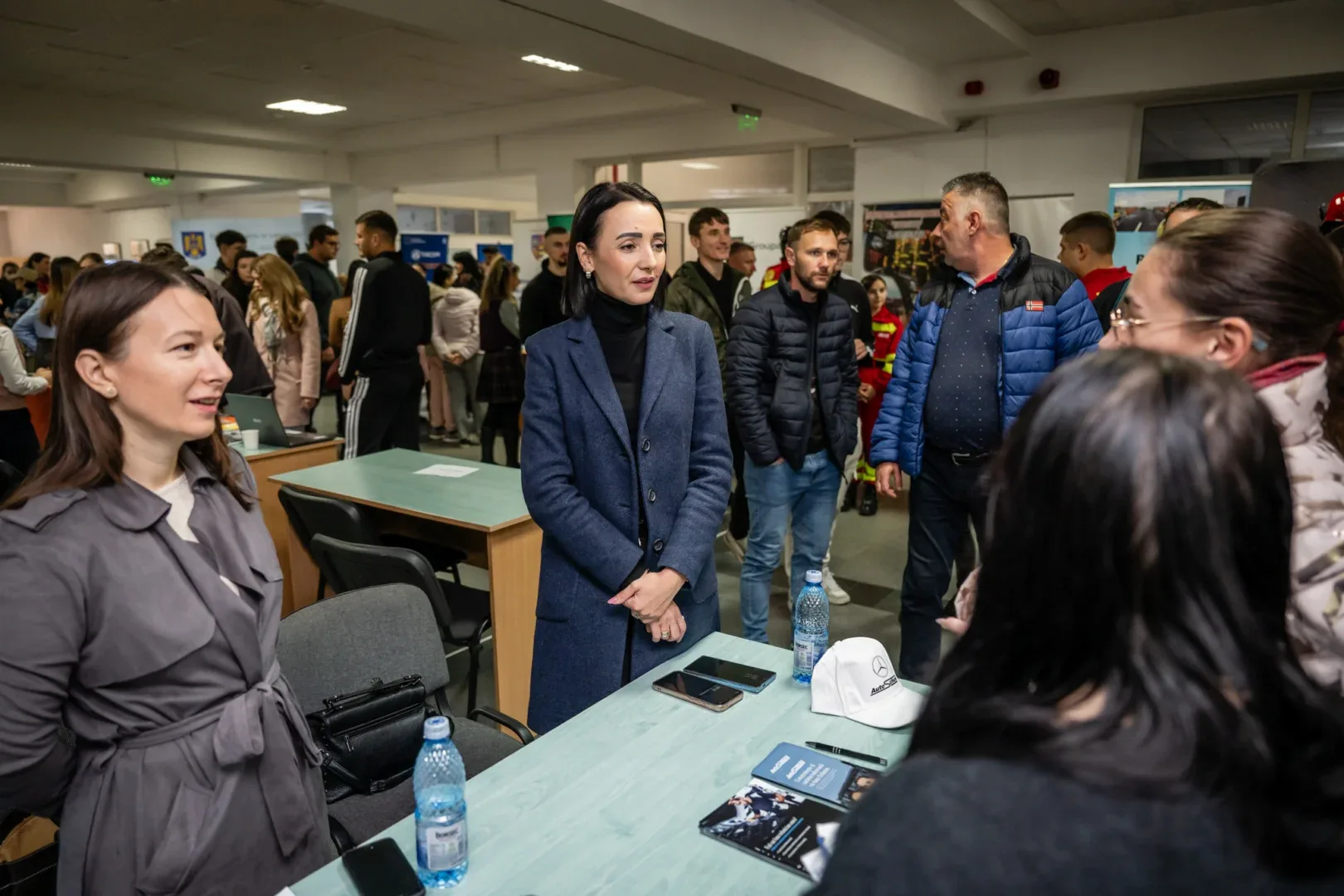 Bursa locurilor de muncă pentru studenți, la uav 4 4bursa locurilor de munca 8