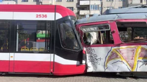 accident tramvaie lebada5