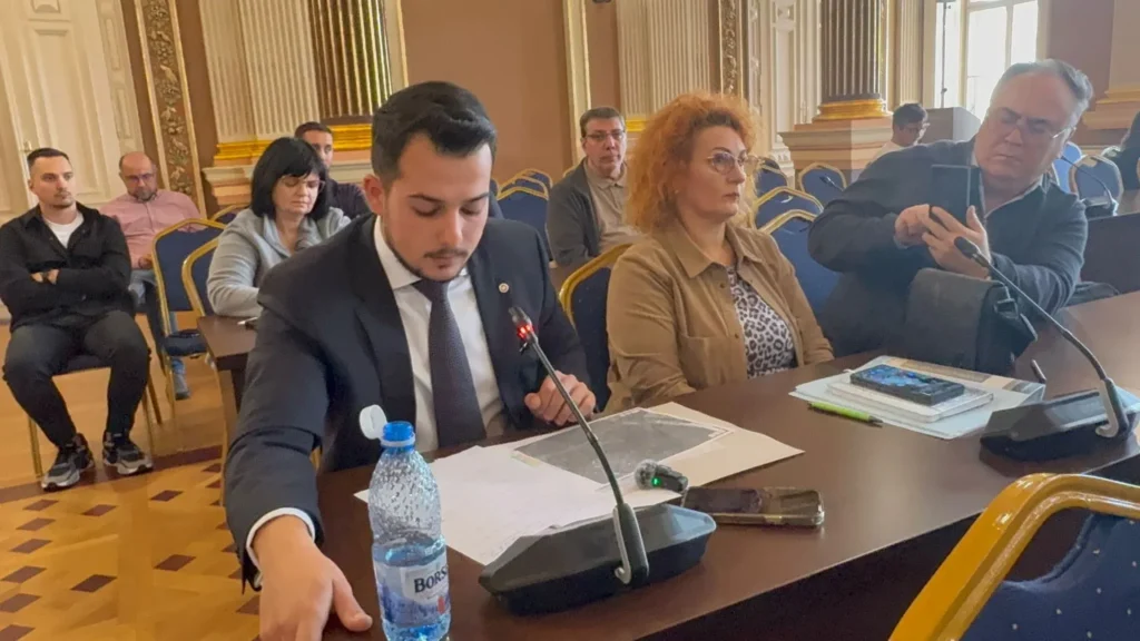 dezbatere publică 30 sept 2025