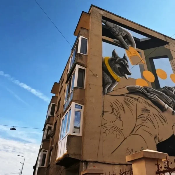 Irlo - faimosul artist mural cu lucrări apreciate pe tot mapamondul - fixează în memoria colectivă a aradului tezaurul dacic furat din olanda printr-o lucrare pe cât de subversivă, pe atât de atrăgătoare 3 irlo balcescu