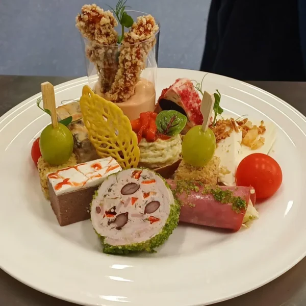 The crown - cea mai frumoasă sală de evenimente din arad - este gata să-și primească oaspeții 16 gigel ciutacu 5