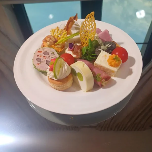 The crown - cea mai frumoasă sală de evenimente din arad - este gata să-și primească oaspeții 13 gigel ciutacu 8