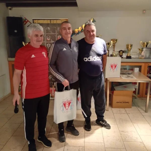 Emoții și bucuria revederii la „memorialul legendelor”, turneul de suflet organizat de „old boys uta” 8 bogdan oprean old school e1766397486879