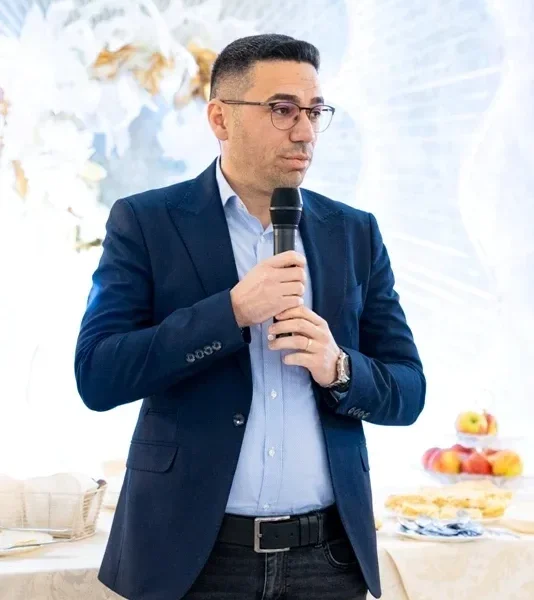 Eveniment de suflet, susținut de universitatea aurel vlaicu pentru persoanele private de libertate din cadrul penitenciarului timișoara 2 liviu marica