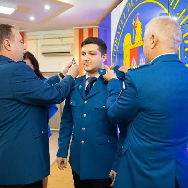 Avansări în grad la inspectoratul de jandarmi județean arad, cu ocazia zilei naționale a româniei 3 avansare in grad dec 2025 jandarmeria arad2