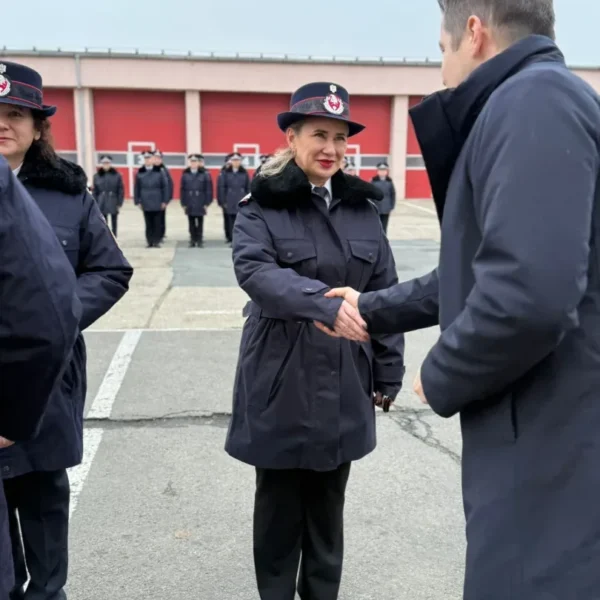 Avansări în grad la inspectoratul pentru situații de urgență arad 12 avansari in grad 2 dec 2025 isu arad11