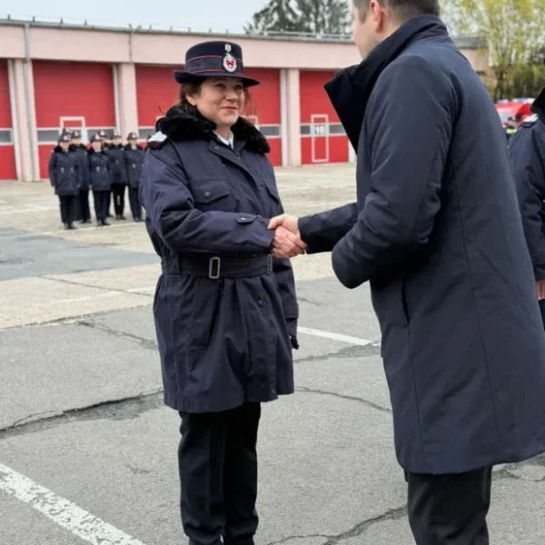 Avansări în grad la inspectoratul pentru situații de urgență arad 3 avansari in grad 2 dec 2025 isu arad2