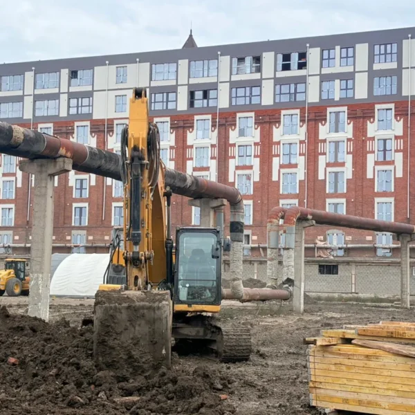 Tribunalul arad a respins acțiunea prefecturii cu privire la anularea autorizației de construcție vizând supraetajarea cu două etaje a clădirii fostului antrepozit andrényi de pe strada 6 vânători | hotărârea nu este definitivă 4 fostul antrepozit andrenyi 2