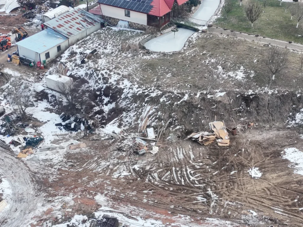 Familia vasilache - amendată din nou pentru „imperiul ilegal” de pe mărului 3 marului vasilache deseuri2
