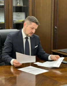 Din seria „v-am chemat să vă dau o dumă” | călin bibarț, primarul aradului: „transportul public local ar putea deveni gratuit în municipiul arad” 3 mihai pasca 1