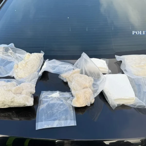 Doi bărbați reținuți cu propunere de arestare după ce au fost prinși în flagrant, în timișoara, tranzacționând aproape 4 kg de droguri 4 whatsapp image 2026 01 28 at 12.14.46 1
