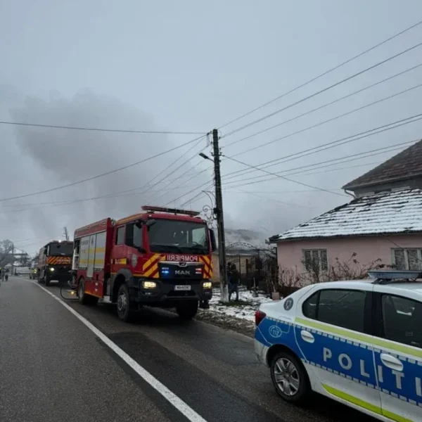 Incendiu la o casă în localitatea craiva 3 incendiu craiva2
