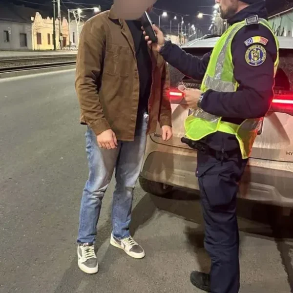 Ipj arad | sute de amenzi și o persoană reținută, în urma raziei polițiștilor arădeni 11 razie10