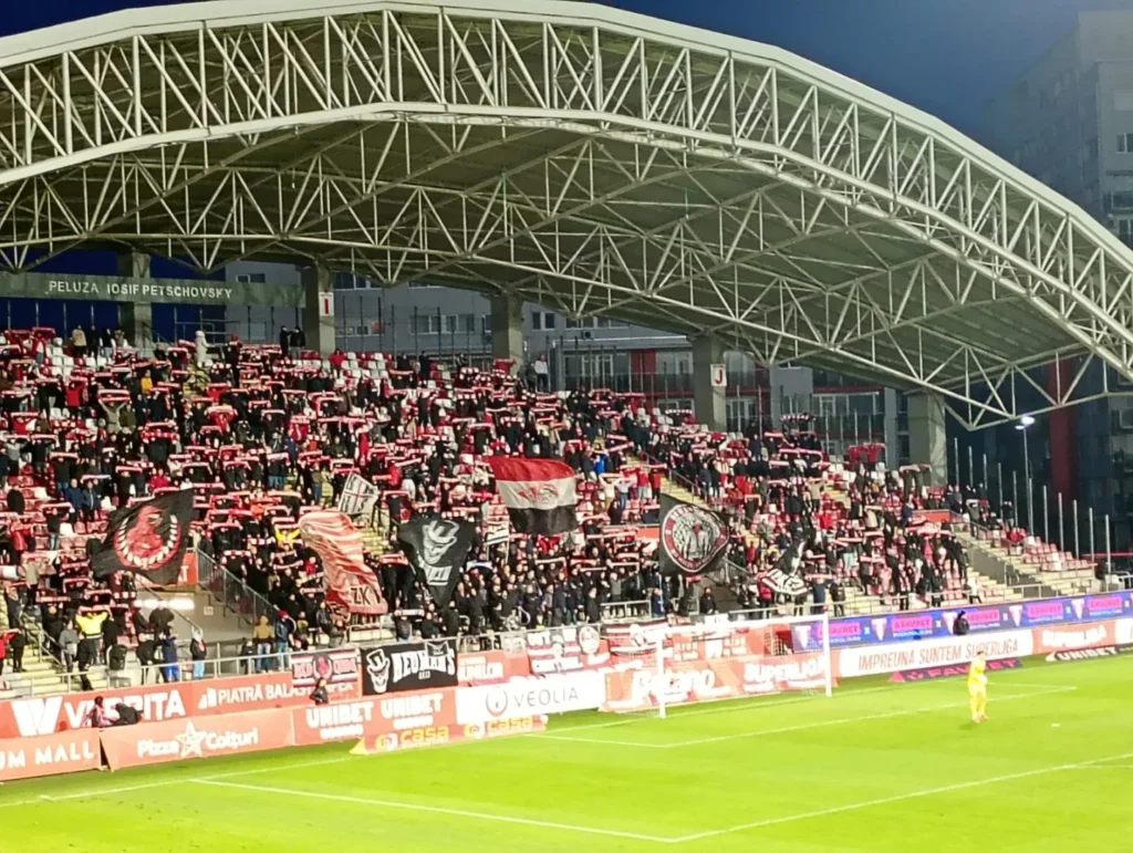 O repriză de off și una de out | uta – cfr cluj 0-1 5 uta – cfr cluj 0-1