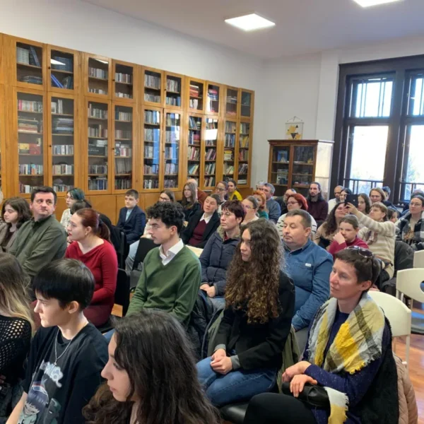 Lansarea antologiei „restart 2025” la bibliotecă | viitorul literaturii se scrie la prezent 3 whatsapp image 2026 02 26 at 5.04.57 pm