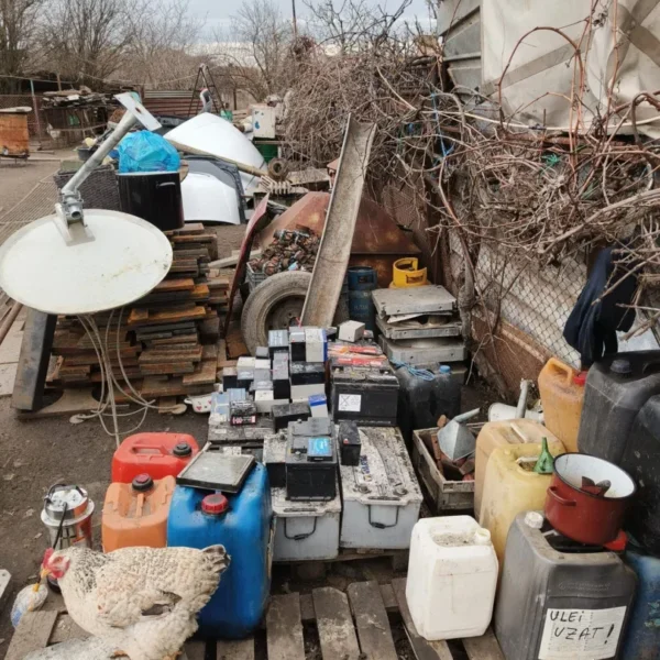 Depozit ilegal de deșeuri, descoperit de comisarii gărzii de mediu pe o proprietate privată din gai 5 deseuri gai arad4