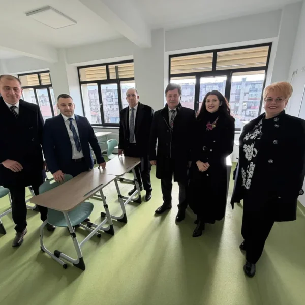 Liceul teoretic sebiș a fost inaugurat oficial după finalizarea unui proiect de reabilitare în valoare de 9. 147. 000 lei 5 liceul sebis 20
