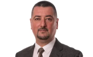 universitatea „aurel vlaicu” a depus