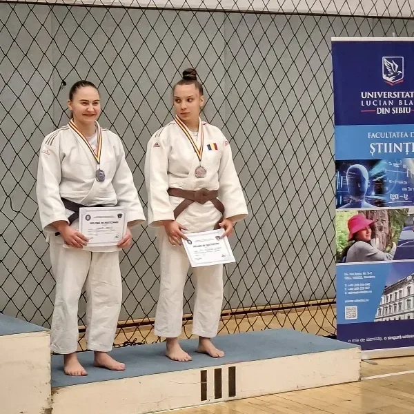 Medalie de aur pentru uav arad la campionatul național universitar de judo 5 judo 0009