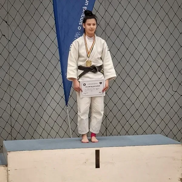 Medalie de aur pentru uav arad la campionatul național universitar de judo 2 judo 0012