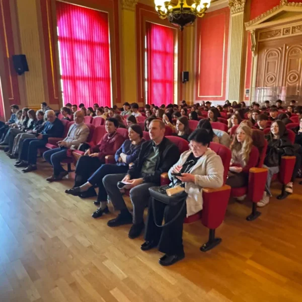 Pe unde trece un om rămâne urmă 3 moise2