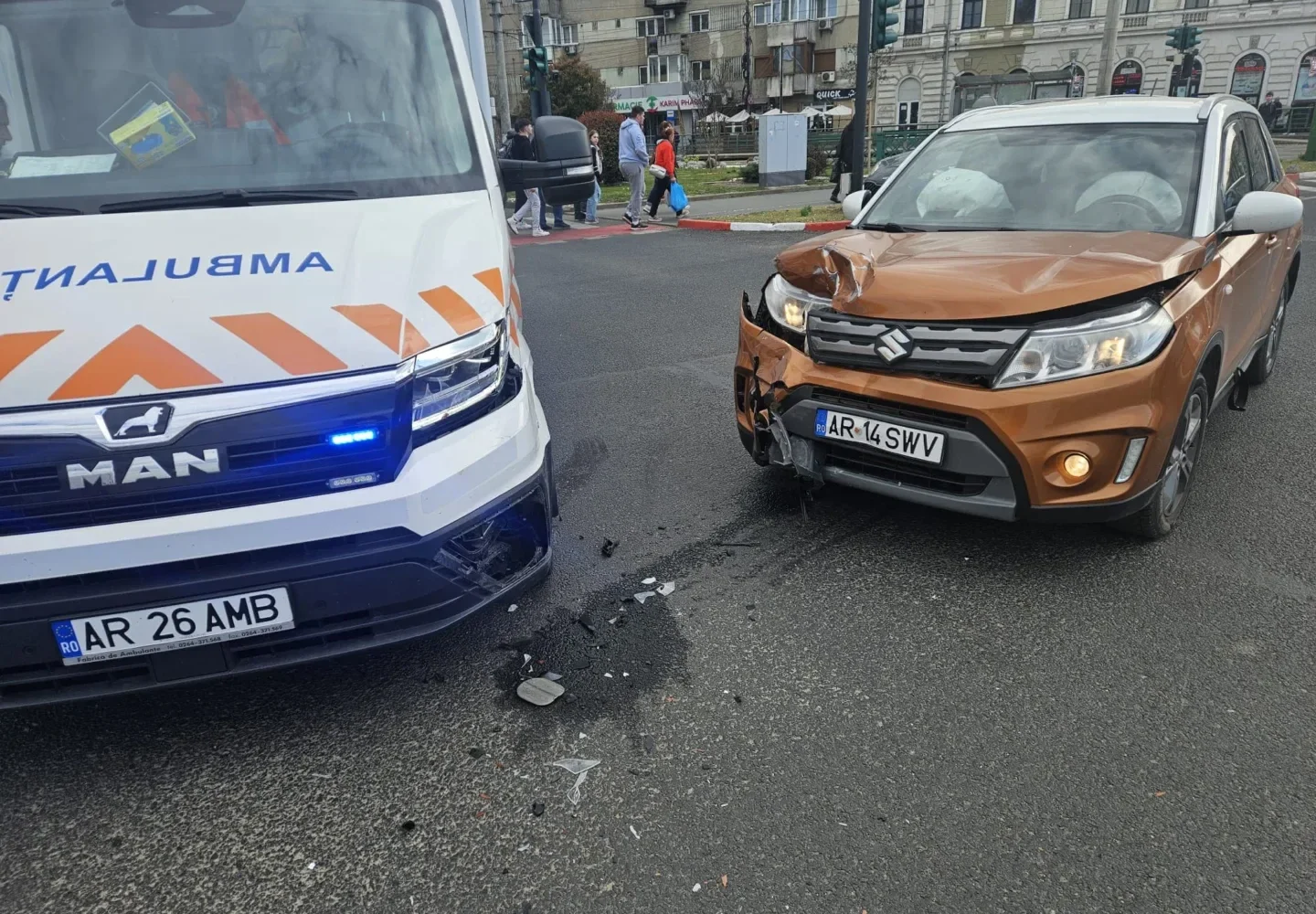 un echipaj de ambulanță care