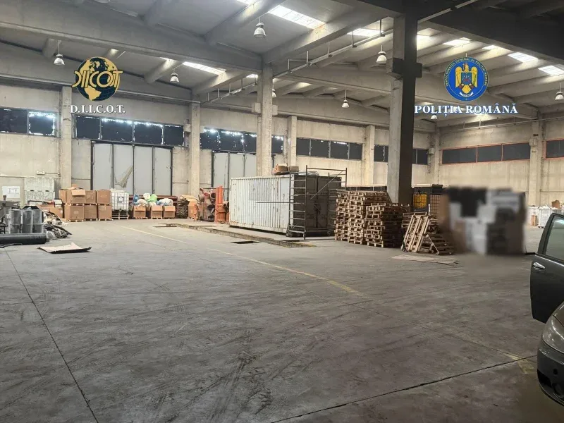 Diicot | fabrică clandestină de țigări, aparținând unei grupări transfrontaliere, descoperită în județul timiș | liderul grupării, un cetățean ucrainean 9 big whatsapp image 2026 03 04 at 11.10.04