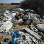 Câmpuri roditoare de moloz și cabluri, în prelungirea cartierului gai 3 deseuri gai2