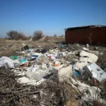 Câmpuri roditoare de moloz și cabluri, în prelungirea cartierului gai 8 deseuri gai7