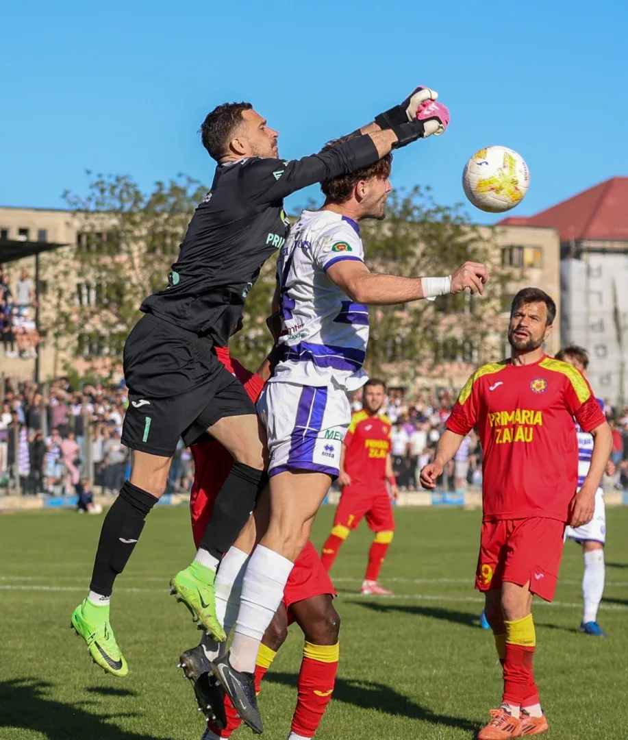 Liga 3 | play-off, grupa 4: totul e în grafic | play-out, seria 7: o etapă cu meciuri echilibrate 4 3.poli timisoara scm zalau