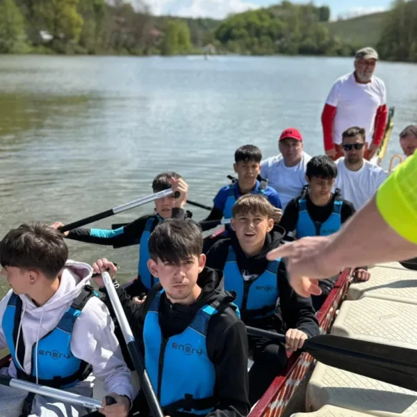 centrul educational de sport nautic „dragonii buteni 17