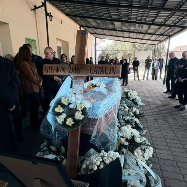 inmormantare dan 8