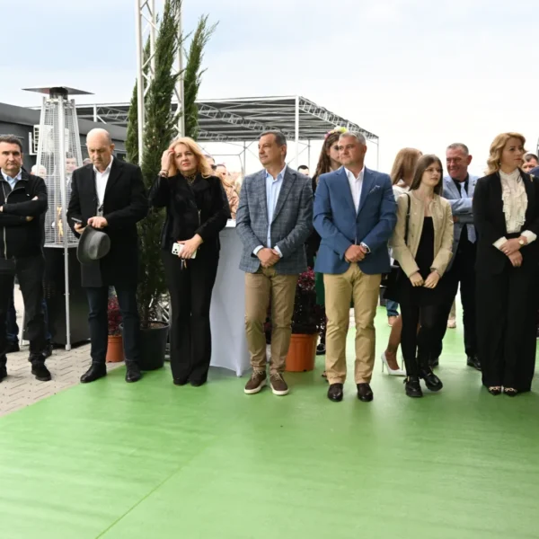 Garden center landisa plant și-a deschis oficial porțile | un paradis pentru pasionații de natură și amenajarea grădinilor 7 landisa plant arad 6
