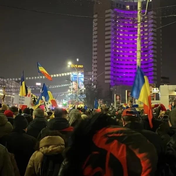 Partidul acțiunea conservatoare inițiază o campanie de semnături și vrea o dezbatere publică la arad, pentru abrogarea „legii vexler” 4 protest legea vexler 5