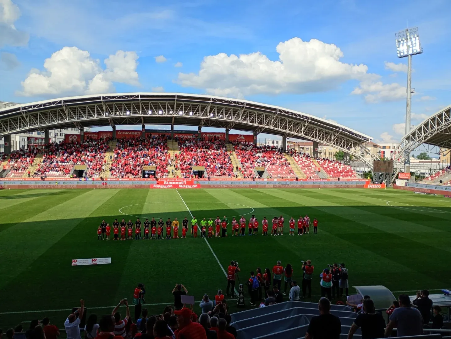Ce fain îi când pleci fericit de pe „neuman” | uta – csikszereda 1-0 2 uta – csikszereda 9