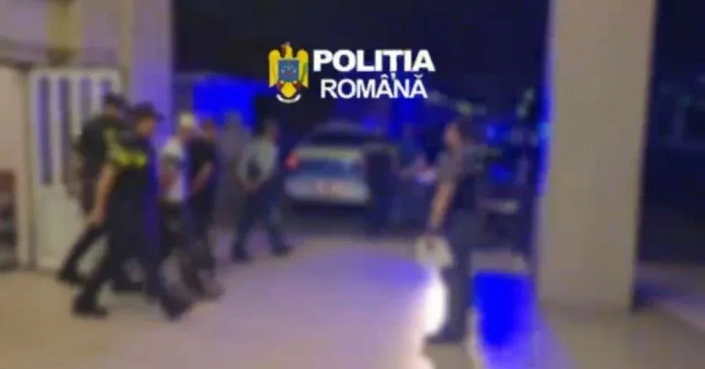 5 bărbați din hunedoara au fost reținuți de polițiștii arădeni pentru furt de echipamente și scule folosite în construcții dintr-o clădire aparținând diviziei trafic a sucursalei regionale de căi ferate timișoara 1 retinuti pentru furt