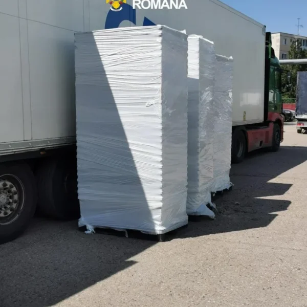 Actualizare 4 | șoferul tir-ului cu țigări de contrabandă oprit de polițiști pe a1 a fost arestat preventiv | 800 de baxuri de kent și marlboro de foarte bună calitate au fost numărate la percheziție | peste 1 milion de euro este valoarea țigărilor confiscate 6 tigari2