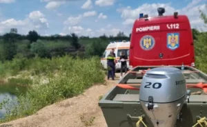 Actualizare | copilul de 8 ani care s-a înecat în balta dintre neudorf și lipova a fost declarat oficial decedat 4 coail inecat lipova neodorf 1