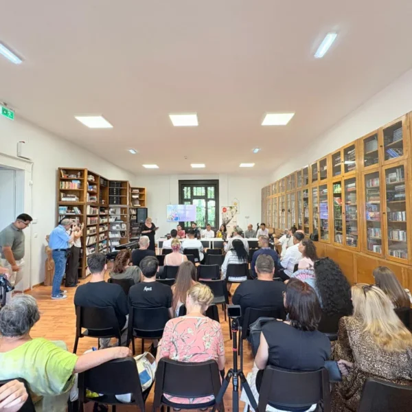 lansare carte sala 7