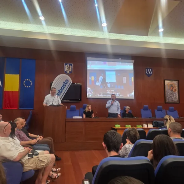 Festivitatea de premiere a olimpicilor arădeni la disciplinele matematică și informatică 3 olimpici2