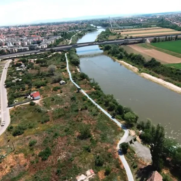 Imperiul de moloz al familiei vasilache contraatacă, se extinde și prosperă... Mai ales după declanșarea campaniei împotriva „deșeurilor aruncate necontrolat și a gropilor de gunoi improvizate” | singura soluție: o barieră! 3 vasilache 12