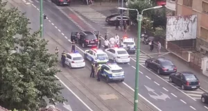 Desfășurare de forțe pe calea romanilor din municipiu, de la o șicanare în trafic 2 calea romanilor 1