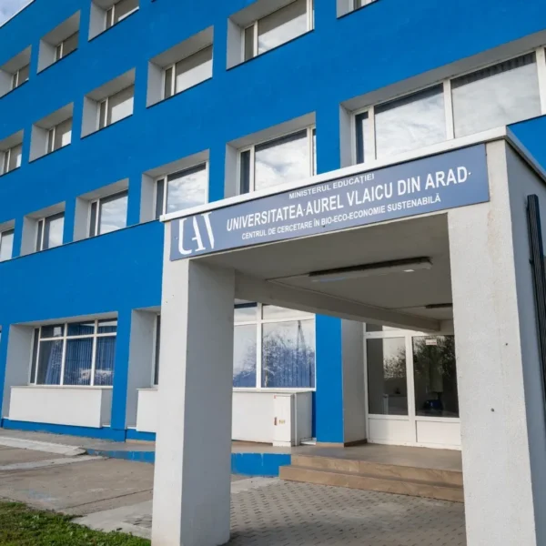 Biblioteca centrală universitară și imobilul p+3 din vladimirescu 5 uav imobilul p3 din vladimirescu2