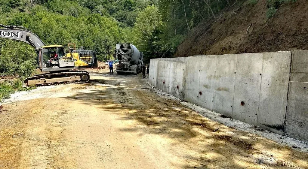 Avansează lucrările pe șantierul „drumul regelui” în județul arad 1 drumul regelui
