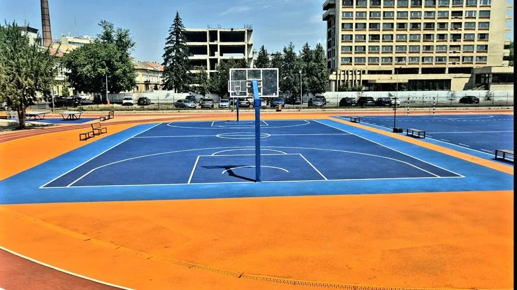 Se redeschide terenul de sport de la „moise” 1 teren sport moise