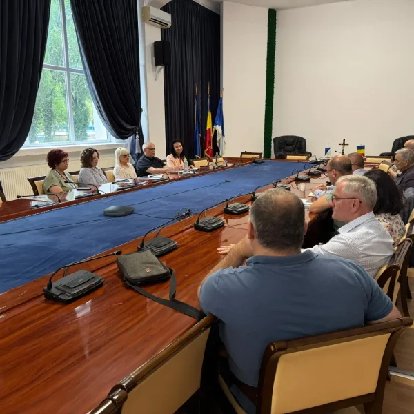 Parteneriatul dintre universitatea de vest „vasile goldiș” din arad și universitatea de științe aplicate pentru silvicultură din rottenburg, germania, continuă prin noi direcții de colaborare 8 vizita rector bastian kaiser la uvvg 4