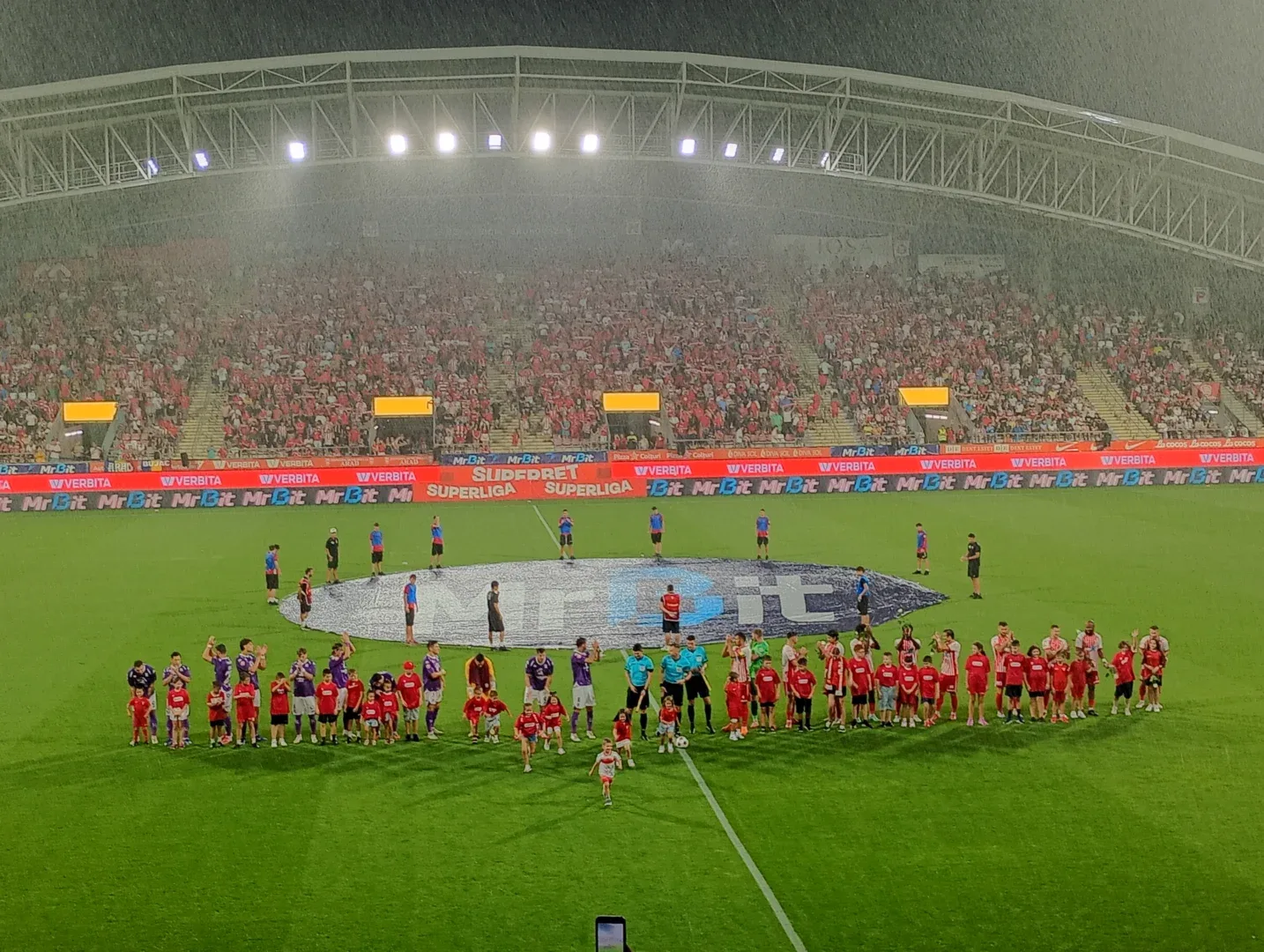 Nici pân’ la 23 august nu se dădea gol... | uta – rapid 0-0 2 1 3