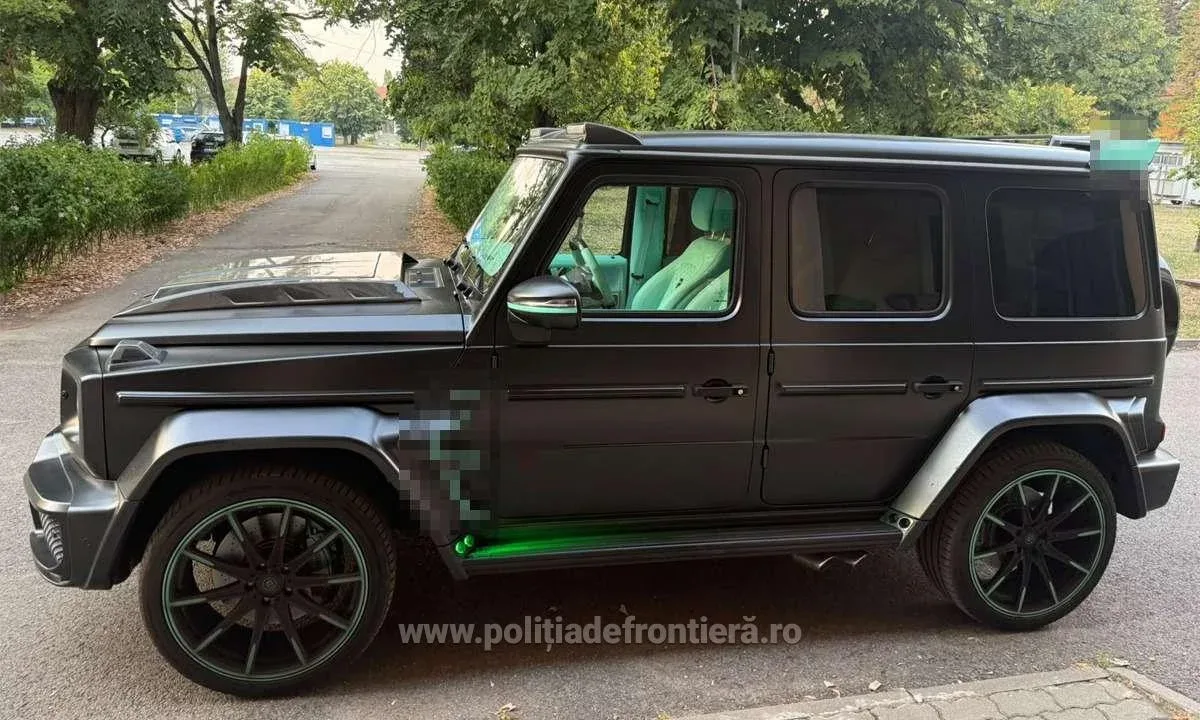 Mașină de lux căutată în Elveția, găsită de polițiștii de frontieră pe autostrada Timișoara – Arad