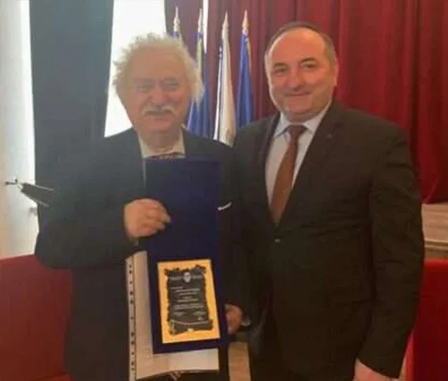Gheorghe schwartz_primăria târgu neamț_cetăţean de onoare 2023 Gheorghe Schwartz_Primăria Târgu Neamț_Cetăţean de onoare 2023