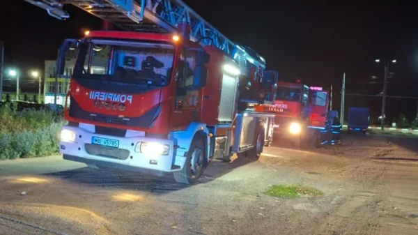 Incendiu în toiul nopții la Centrul de îngrijire medicală „Arbema Tertianum”, după ce un pacient a dat foc unor ziare aflate în salon